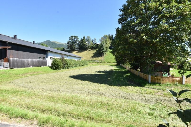 Baugrundstück in zentraler Lage von Kössen zu verkaufen