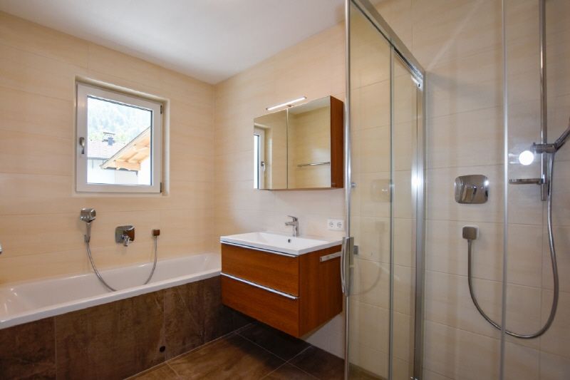 Neuwertige entzückende Wohnung in sonniger Lage in Erpfendorf