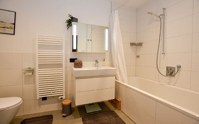 Moderne 2-Zimmer-Wohnung inkl. 2 TG-Stellplätzen in neuwertiger Wohnanlage in Kirchdorf