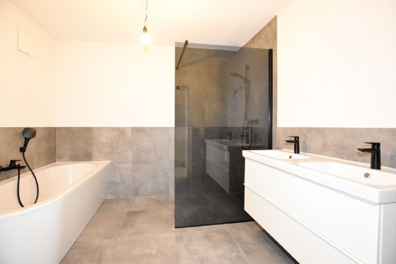 Eckreihenhaus in sonniger Lage in St. Jakob i.H.