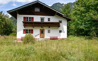 Charmantes Eigenheim mit Entwicklungspotenzial nahe dem Golfplatz in Erpfendorf