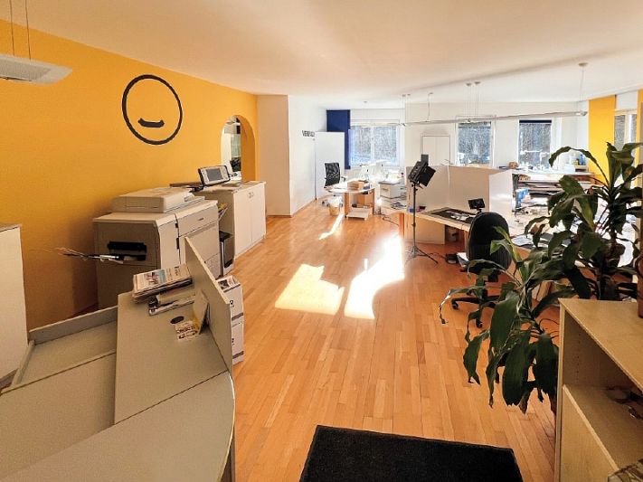 Bürofläche in ruhiger Lage mit guter Verkehrsanbindung im Süden Kitzbühels zu verkaufen