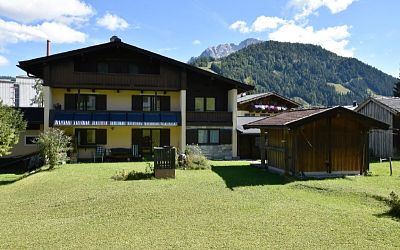 Mehrparteienhaus in Hochfilzen