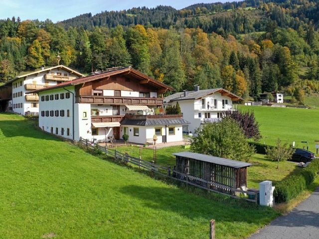 Sonniges Grundstück mit Altbestand in Westendorf zu verkaufen