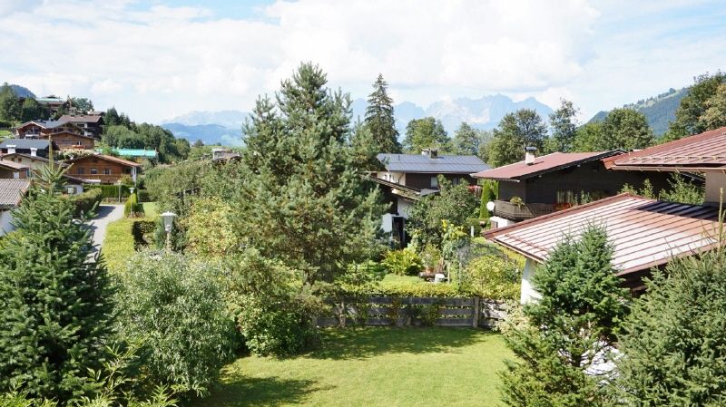 Einfamilienhaus mit schönem Garten in Kitzbühel zu verkaufen