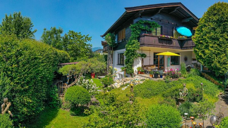 Zwei miteinander verbundene Gartenwohnungen in zentraler Lage von St. Johann auf Leibrentenbasis zu verkaufen