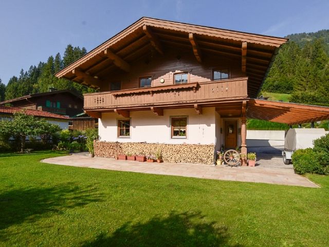 Charmantes Einfamilienhaus mit großem Garten in Kirchberg