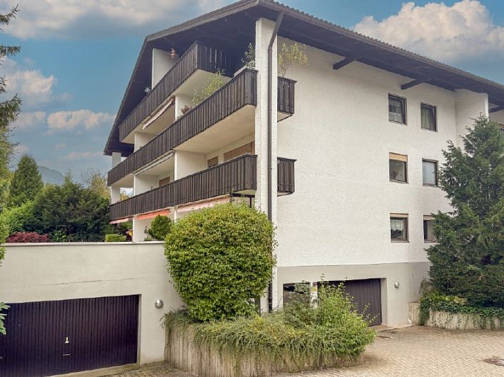 Ferienwohnung vor den Toren Tirols mit Hallenbad