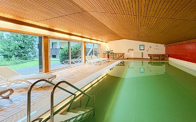 Ferienwohnung vor den Toren Tirols mit Hallenbad