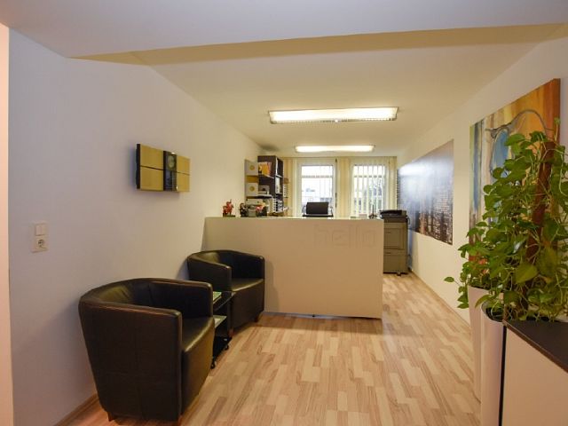 Moderne Büroeinheit in bester Lage