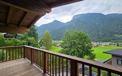 Miete: Charmantes Chalet "FELLHORN" in sonniger Panoramalage von Waidring