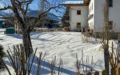 Familienfreundliche 3-Zimmerwohnung mit Garten in Bichlach zu vermieten