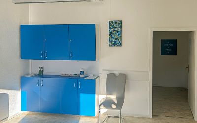 Miete: Attraktive Gewerbefläche in St. Johann in Tirol – ideal für Ordination, Therapie oder Büro