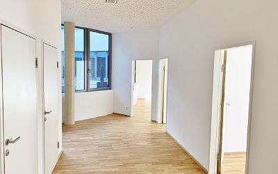 Modernes Büro im Raiffeisenhaus 2 in Kitzbühel zu vermieten