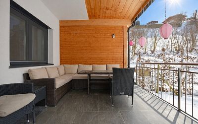 Hochwertige barrierefreie Wohnung mit großem Garten