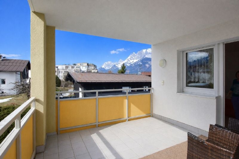 Neuwertige, großzügige, zentral gelegene Wohnung in St. Johann in Tirol