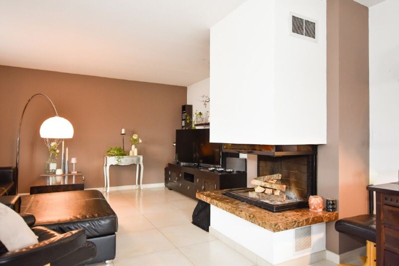 Kauf Wohnhaus mit Geschäfts-/ Büro- und Lagerflächen in Kössen