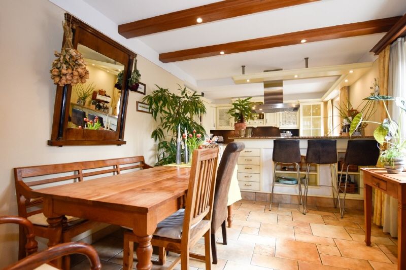 Kauf Wohnhaus mit Geschäfts-/ Büro- und Lagerflächen in Kössen