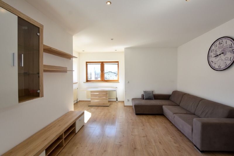 Zentral wohnen in St. Johann in Tirol – charmante 4-Zimmer-Wohnung mit Balkon