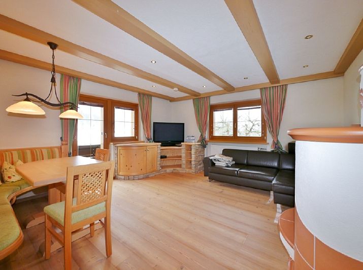 Miete: Wohnhaus mit 2 Wohneinheiten in Hochfilzen