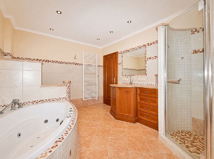 Miete: Wohnhaus mit 2 Wohneinheiten in Hochfilzen