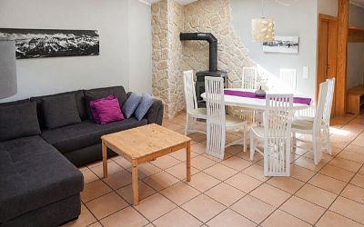 Große sonnige und ruhige Wohnung mit 3 Schlafzimmer in Itter