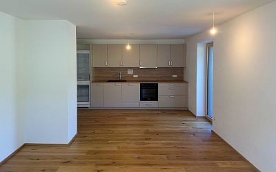ERSTBEZUG - Generalsanierte Gartenwohnung in Schwendt zu vermieten