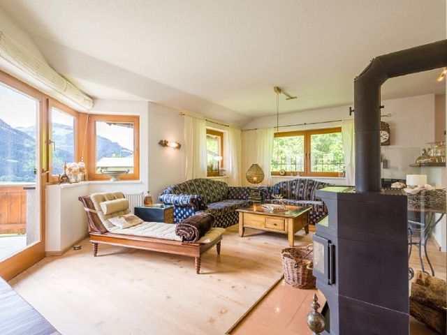 Großzügige Maisonettewohnung in exklusiver Sonnenlage in Kirchberg in Tirol
