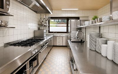 Berggasthof bestens eingeführt mit viel Potenzial in Kössen zu verkaufen