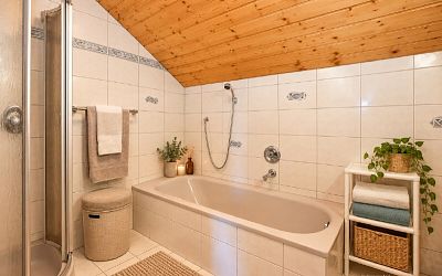 Großzügige Dachgeschosswohnung zentrumsnah mit Dachterrasse
