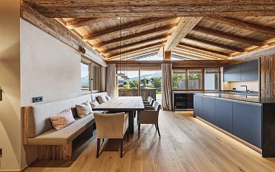 Luxoriöse Alpin-Lodge-Suite "Streif"