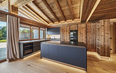 Luxoriöse Alpin-Lodge-Suite "Streif"