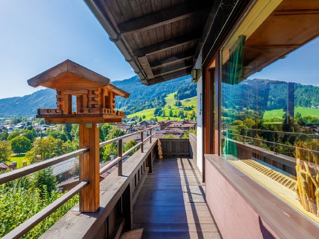 Logenplatz über Kitzbühel – Stadtwohnung mit Freizeitwohnsitz und unverbauten Streifblick